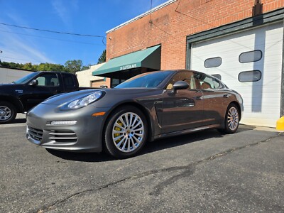 2015 Porsche Panamera 4