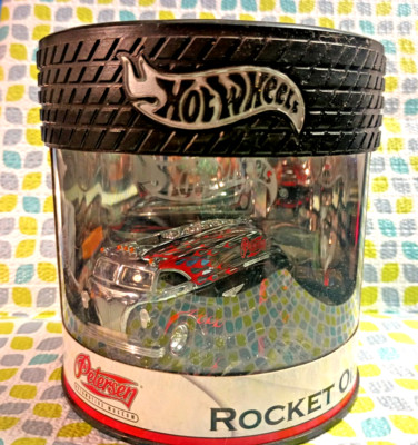 ミニカー Hot Wheels Rocket Oil Petersen Museum s-l400.jpg
