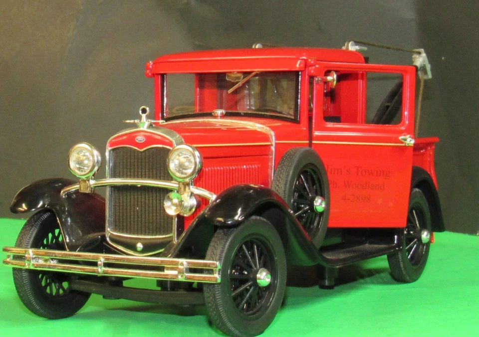 Signature Models 18116 1:18 1931 Ford Model A Tow Truck (Red) - Image 2 of 4