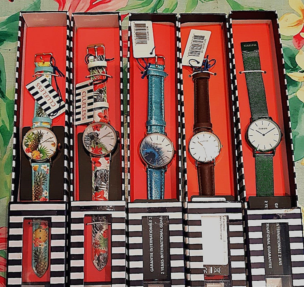 Montre à quartz Clueless neuve avec cadran blanc et boîtier acier inoxydable doré rose