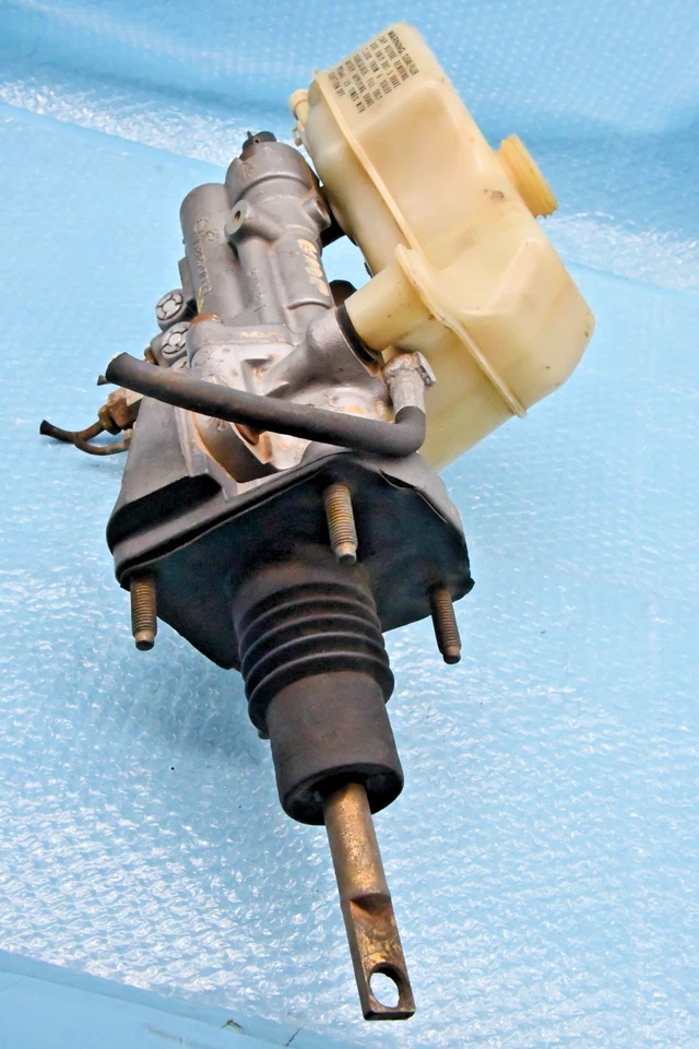 ✅ 1989-1990 Cadillac Fleetwood ABS Brake Master Cylinder OEM - Image 4 of 4
