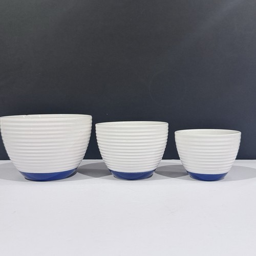 (3) Oxford & Thyme Ribbed Nesting Bowls Classic White & Blue Design GUC SEE PICS