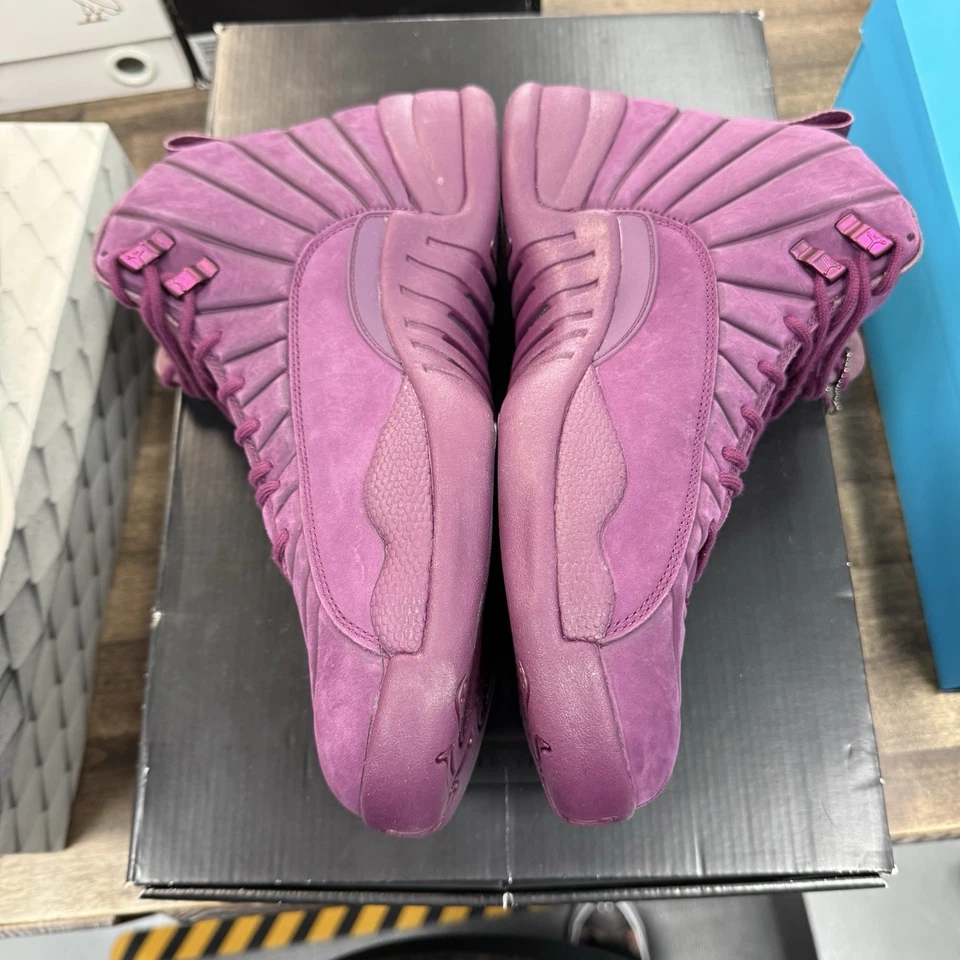 Talla 10.5 - PSNY x Air Jordan 12 Retro Paris (NUEVO) Foto 3 de 4