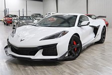 2024 Arctic White Chevrolet Corvette   | C8 Corvette Photo 1
