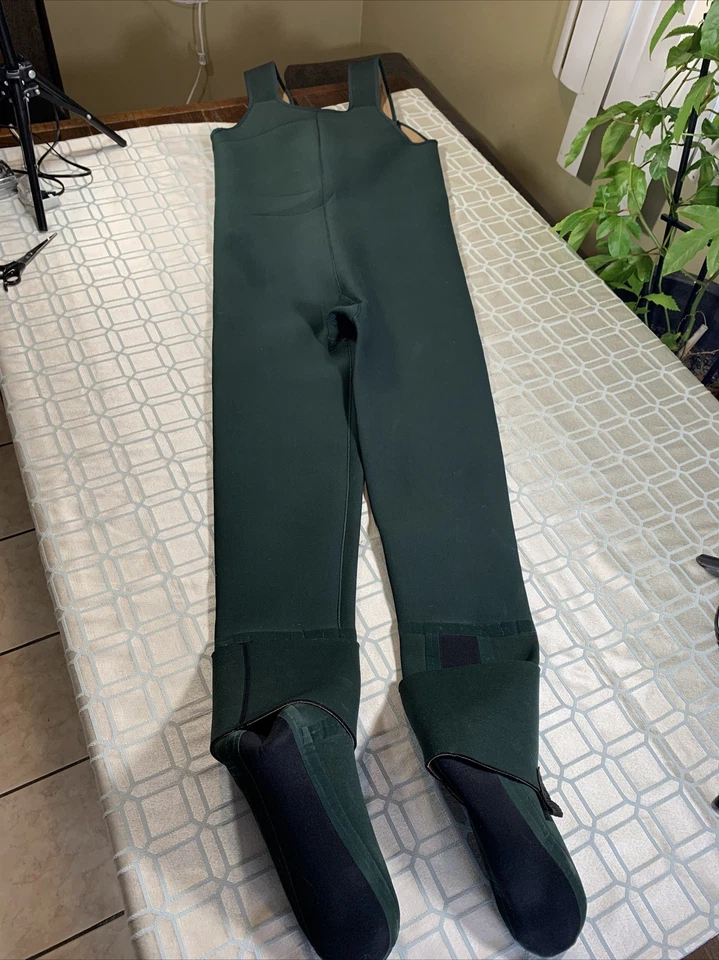 Caddis Wading Systems Green Boot Foot Waders Neoprene Nylon Men's Size US Large - Image 4 of 4
