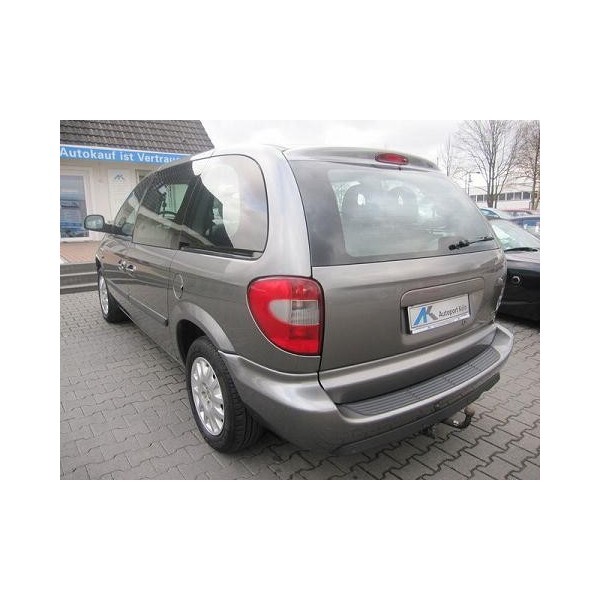 Attelage pour Chrysler Grand Voyager de 2001 à 2007 pour tracter remorque et porte-vélo
