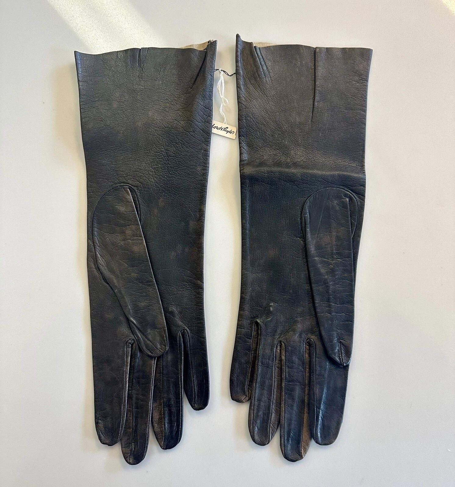 Gants vintage Christian Dior en cuir noir, taille 7, neufs avec étiquettes