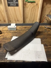 2004 03-05 Kawasaki KX125 KX 125 / OEM COMPLETE SEAT SADDLE ASSEMBLY