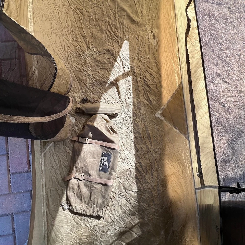 LiteFighter Tent US Army Issued Coyote Tan Combat One Person-1 Grade #2 - Image 4 of 4