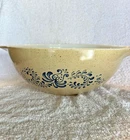 Pyrex Homestead #444 Blue Mixing Bowl Cinderella Nesting 4 Quart