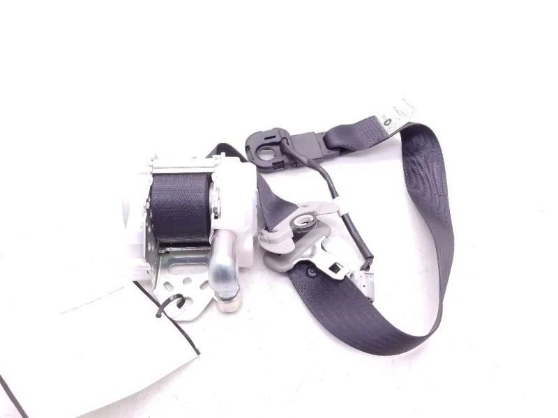 08-09 MONTAJE CINTURÓN SEGURIDAD DELANTERO LADO PASAJERO LEXUS IS-F Foto 4 de 4