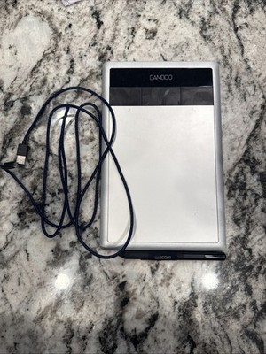Wacom CTH470 Bamboo Capture Pen and Touch Tablet