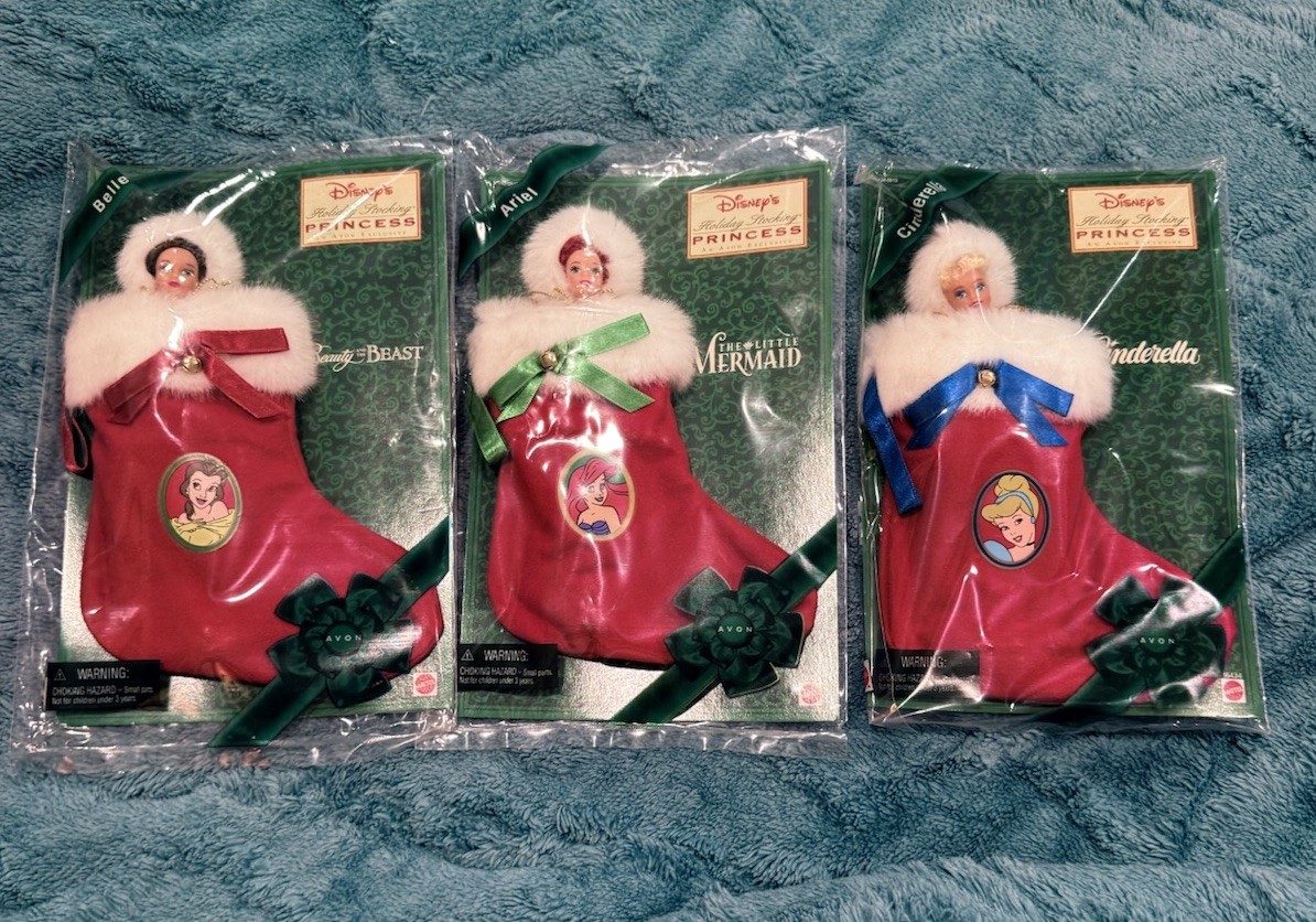 Muñecas Disney Cenicienta, Ariel y Bella Princesa Set 1997 Colección Avon Nuevo en Paquete