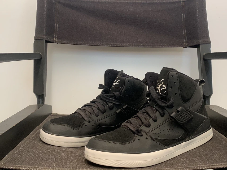 Tamanho 11.5 - Jordan Flight 45 V preto - Imagem 2 de 4