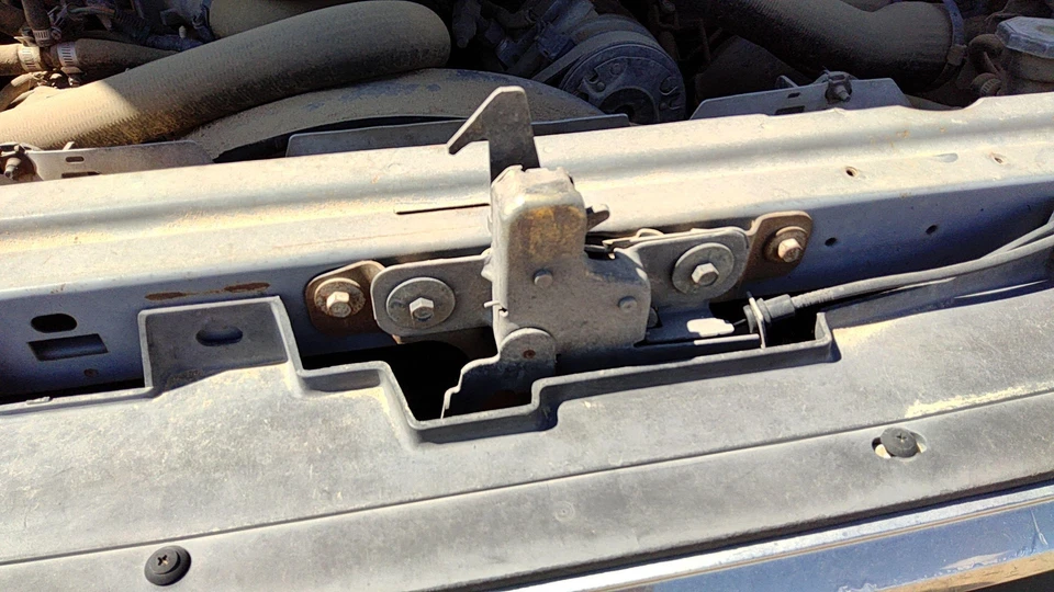 Ford F150 1987 1988 1989 1990 1991 conjunto de pestillo de capó con soporte OEM Foto 3 de 4