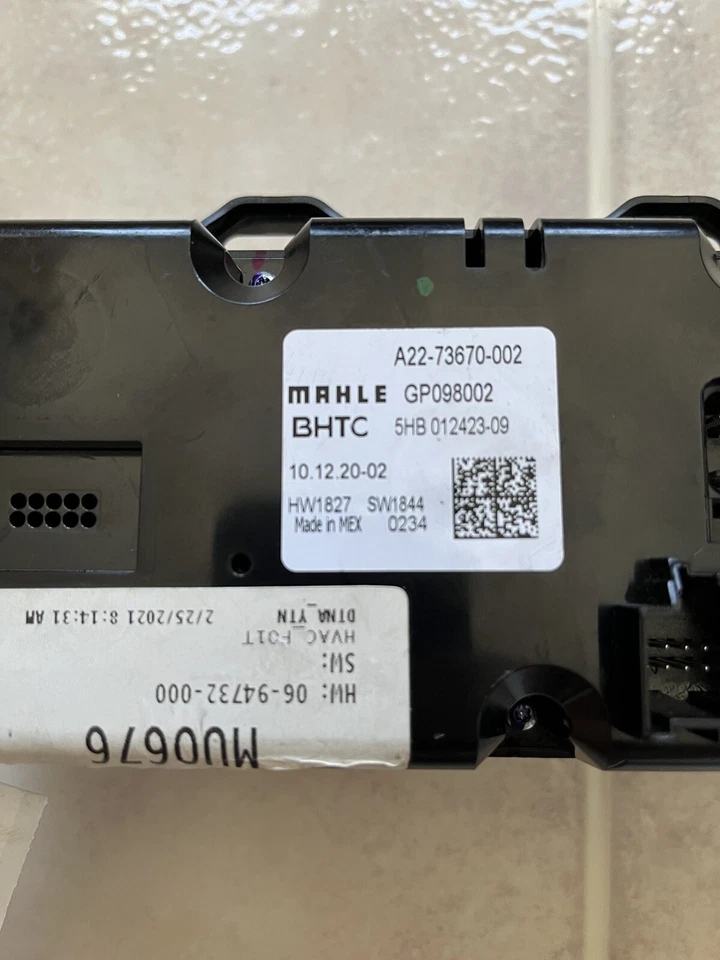 A22-73670-002 Freightliner Main Day Cab Standard HVAC Control - Image 3 of 4