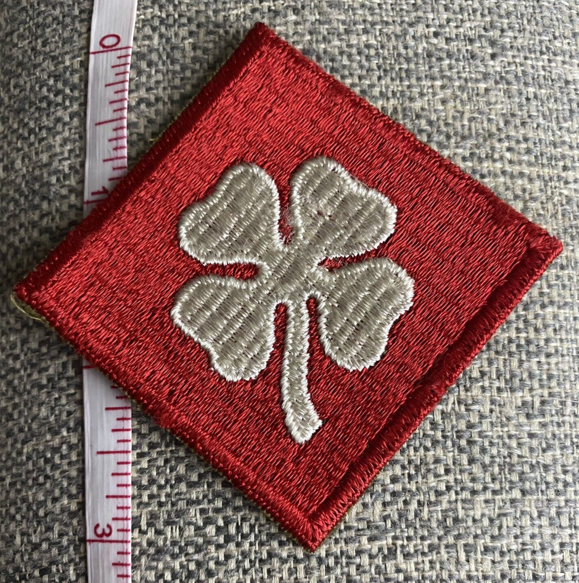 Gemsco Ribbed- 4th Army Shoulder Sleeve Patch Red & White