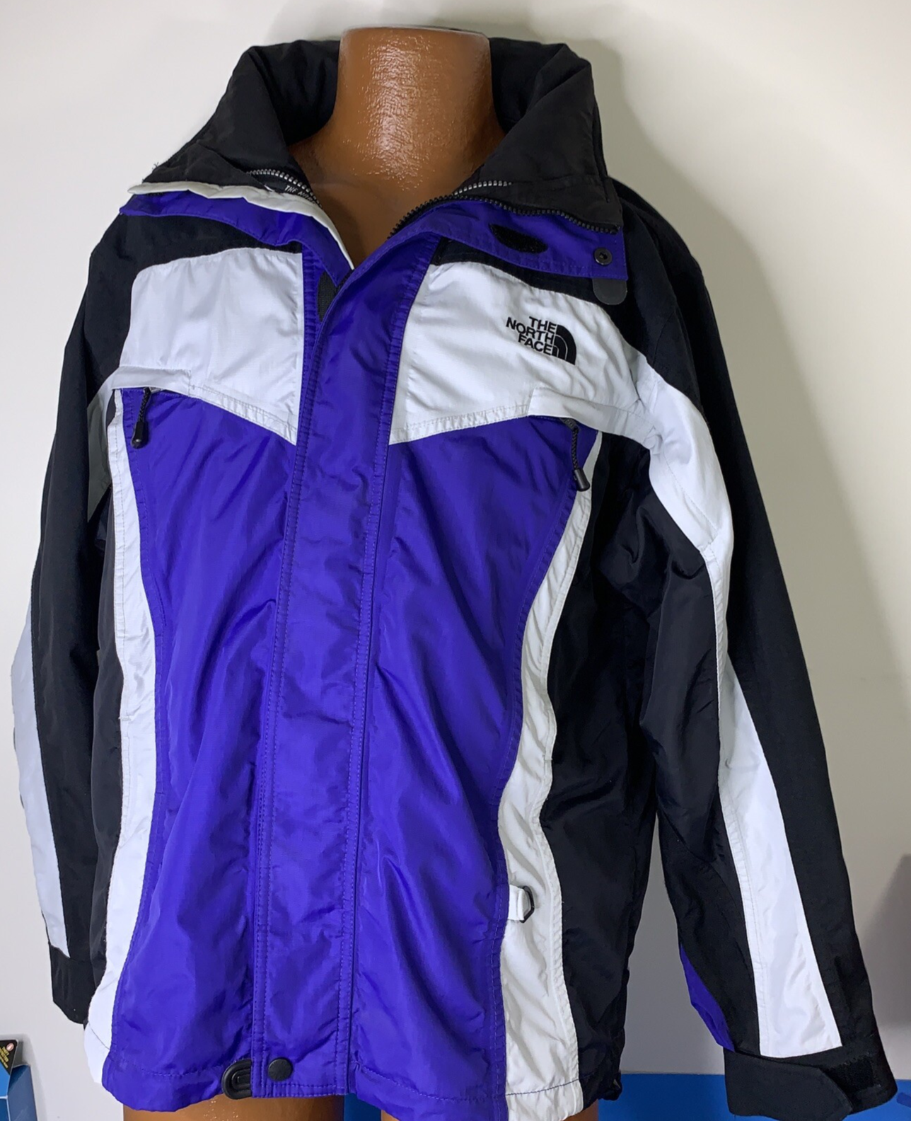 North Face Medium Winter Ski Jacket in Black Silver Purple