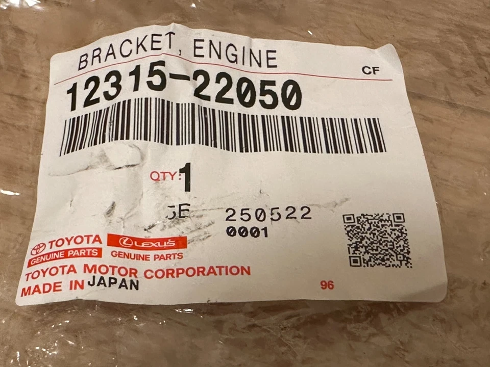 Toyota Genuine Corolla Matrix 03-08 Side Engine Mount Bracket 12315-22050 OEM - Imagem 2 de 4