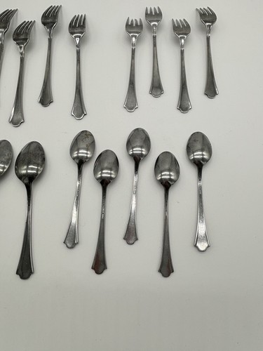 Vintage Rogers Lavalier Stainless Flatware Replacement Spoons Forks Korea Lot 16 - Picture 11 of 16