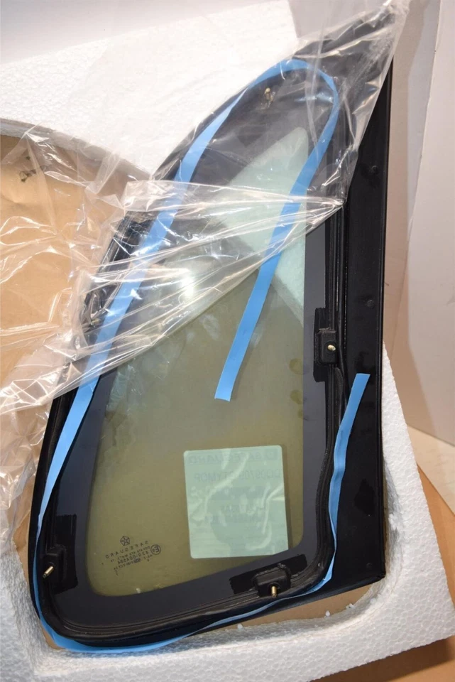 Nuevo de Lote Antiguo Chrysler PT Cruiser Cuarto de Vidrio - Mopar 04724702AF - #43 Foto 4 de 4