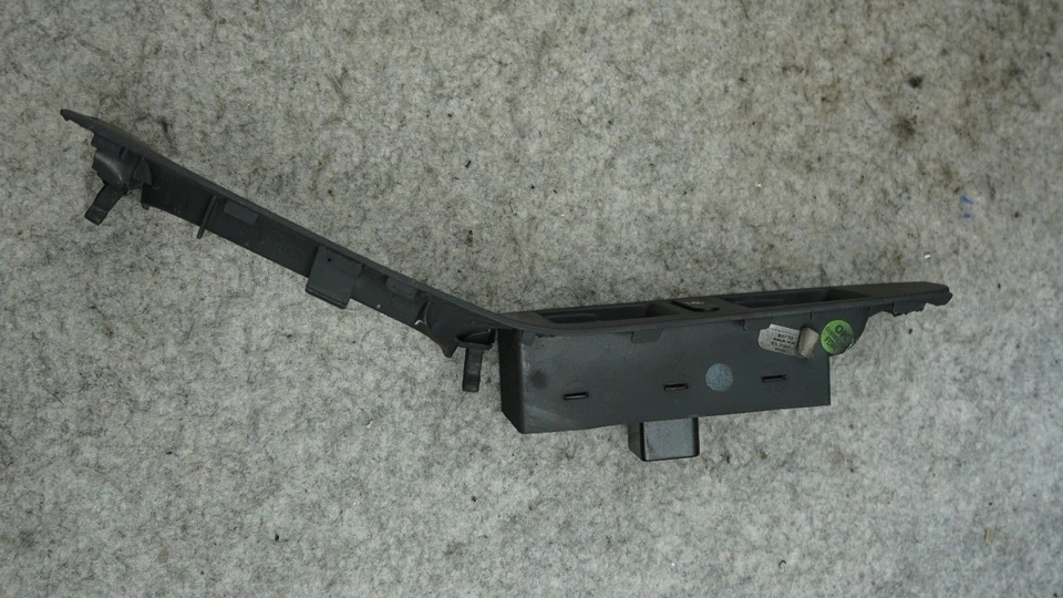 05 06 07 08 09 10 11 12 13 14 Interruptor de control de ventana lateral del conductor Volkswagen Jetta Foto 4 de 4