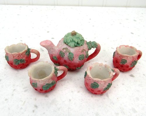 Vintage Miniature Resin Strawberry Tea Set Fairy Doll Toy Play 90s display - Picture 2 of 3