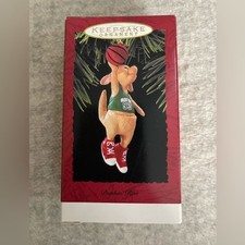 Hallmark Keepsake Ornament Dunkin  Roo