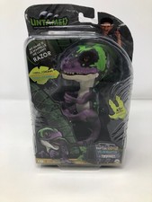 Fingerlings WowWee Fingerlings Untamed Raptor Razor Purple Interactive Toy