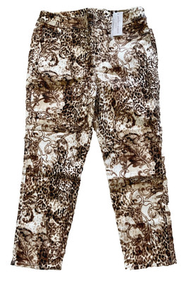 Chicos NWT  2 Perfect Stretch Dandy Cheetah Girlfriend Pull On Ankle Jean Cognac