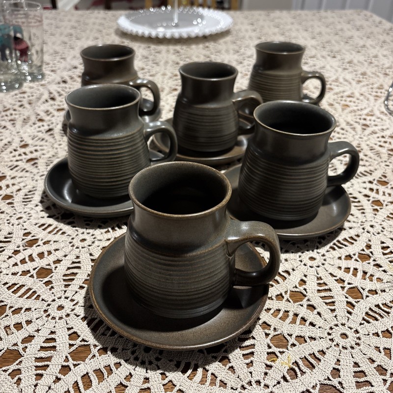 12 Vintage Denby England Langley Mayflower Brown Coffee/Tea Cups & Saucers Mint