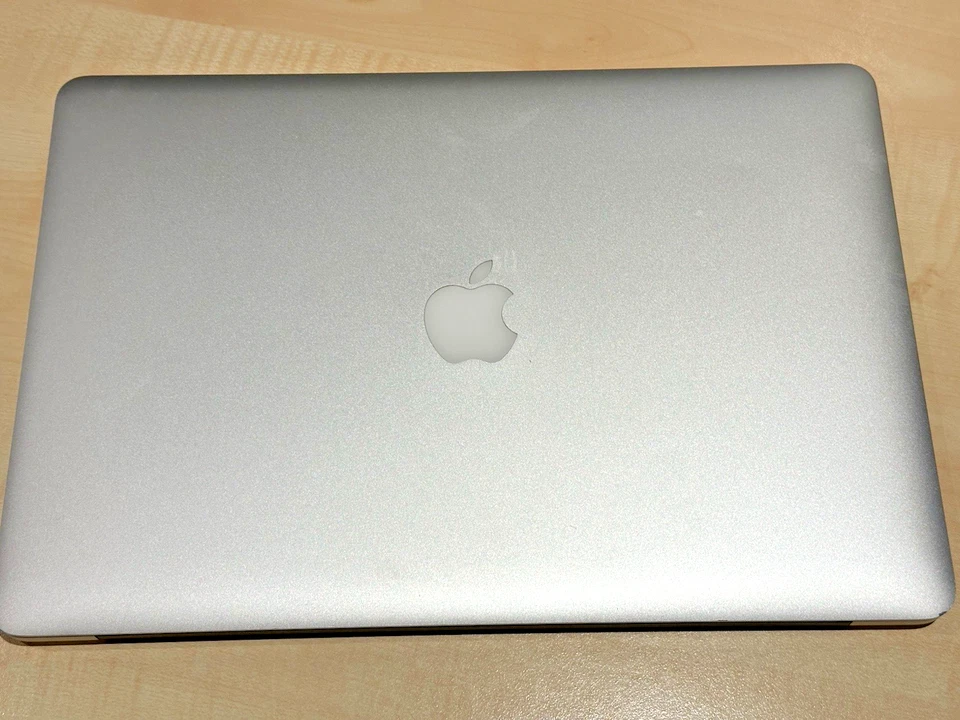 MacBook Pro 15,4“ 500GB SSD 16GB RAM i7 2,3GHz Qwertz "TOP" - Bild 3 von 4