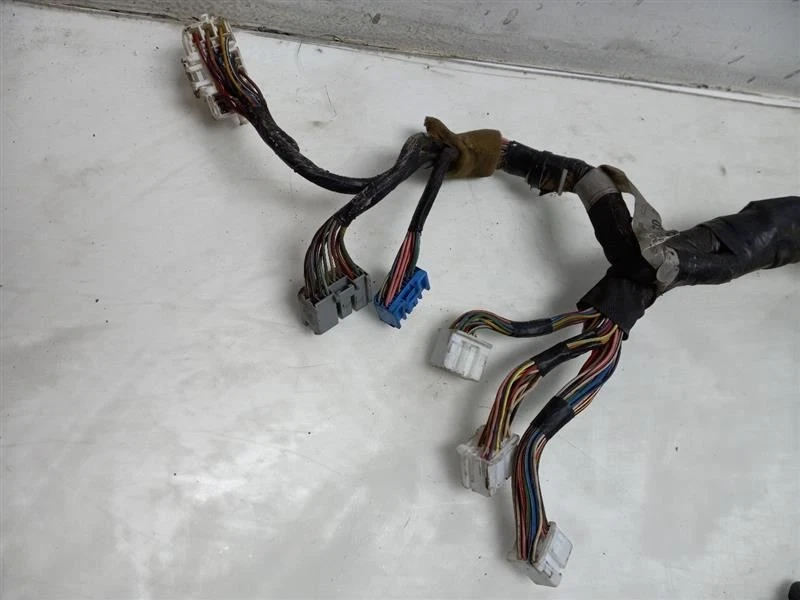 Toyota Tundra SR5 2004 4,7 L arnés de cables del motor Foto 3 de 4