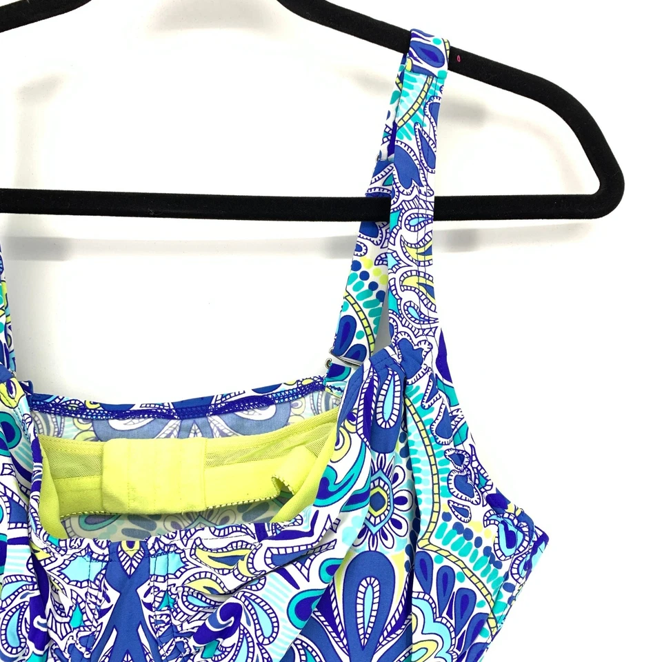 Camiseta de baño Tankini Title Nine azul cachemir con aros para mujer talla 36D  Foto 3 de 4