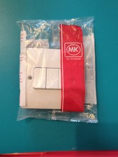 MK LOGIC PLUS 10AX 3-GANG 2-WAY LIGHT SWITCH WHITE x 1