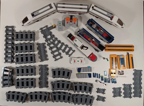 LEGO High Speed Train Lot 60051 & 60197 Incomplete Working Remotes 70 pcs Track