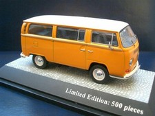 Volkswagen VW T2 Un Bus Jaune Sierra/Blanc 1:43 Premium Classixxs 11305
