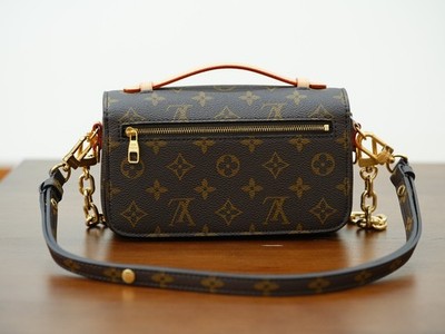Louis Vuitton Pochette Metis East West Monogram Chain 2way