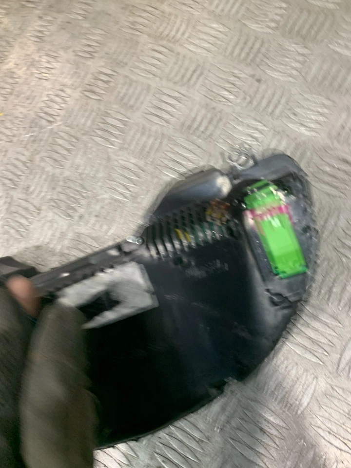 Cuadro de instrumentos velocímetro Audi A4 B7 2007 8H0920951C #2 Foto 4 de 4