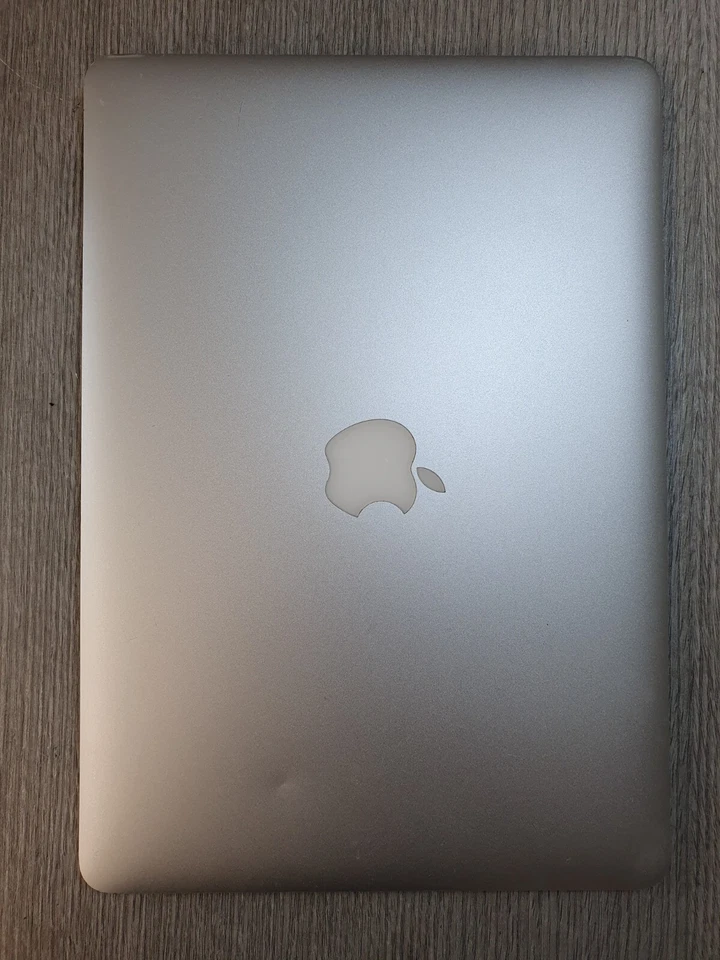 Apple MacBook Air 13" 2015 · i5 · 4GB · 120GB, photo 4 of 5