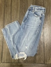 AMERICAN EAGLE Mom Jean Light Wash Blue Jeans Distressed Women's Juniors Size 4