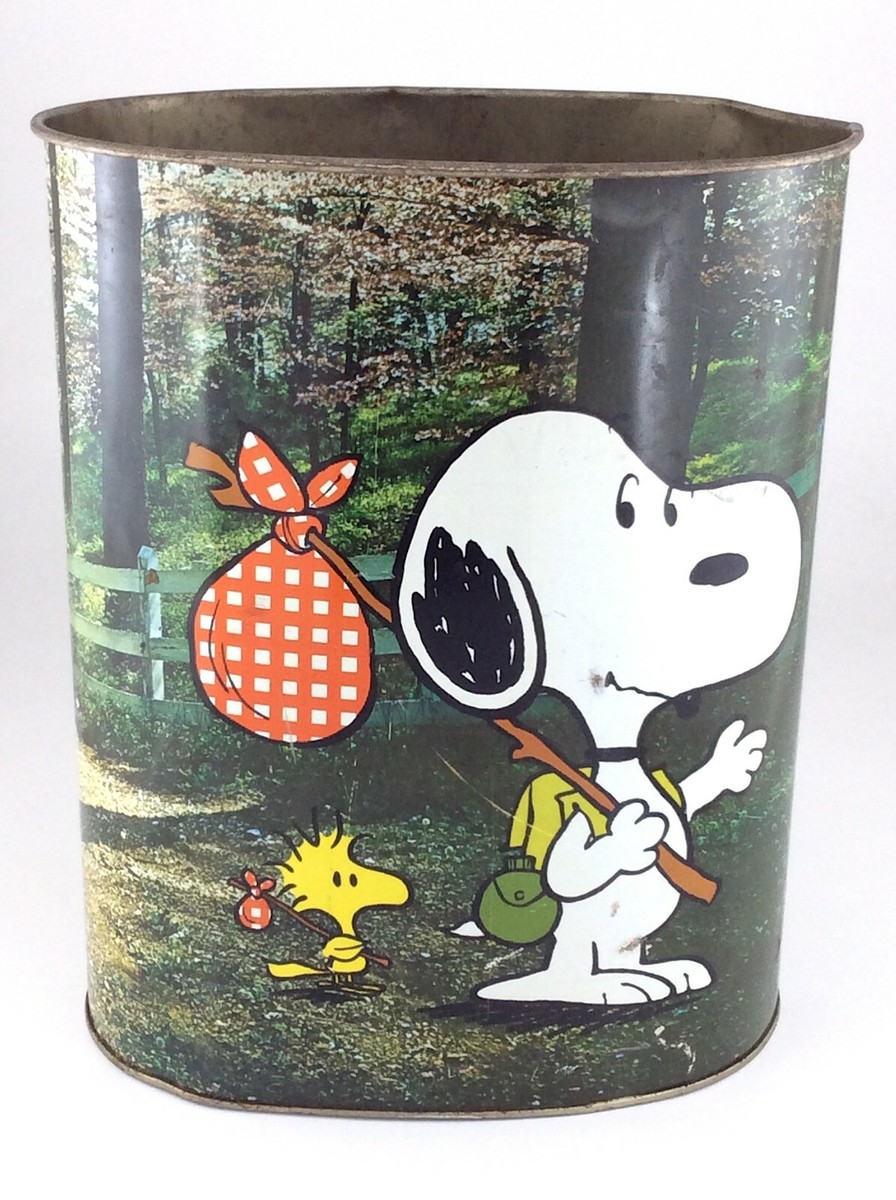 Vintage 1978 Chienco Peanuts Charlie Brown Snoopy Woodstock Metal
