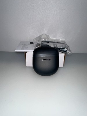 READ-NEW Bose Charging Case only for QuietComfort Earbuds II Charge case - Black