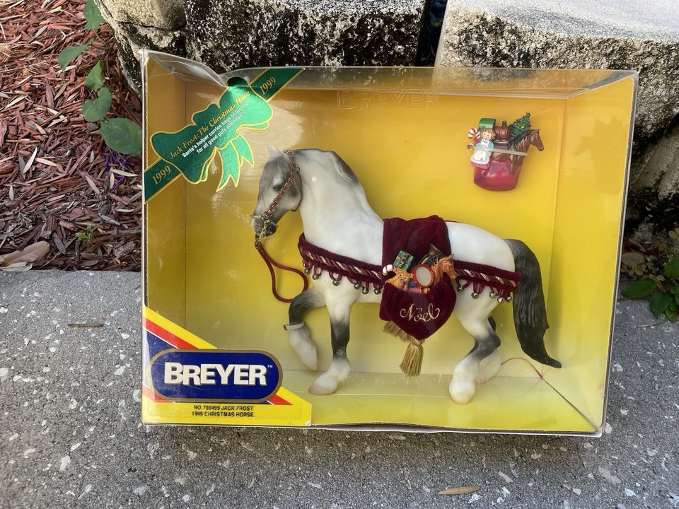 Breyer christmas horse 1999