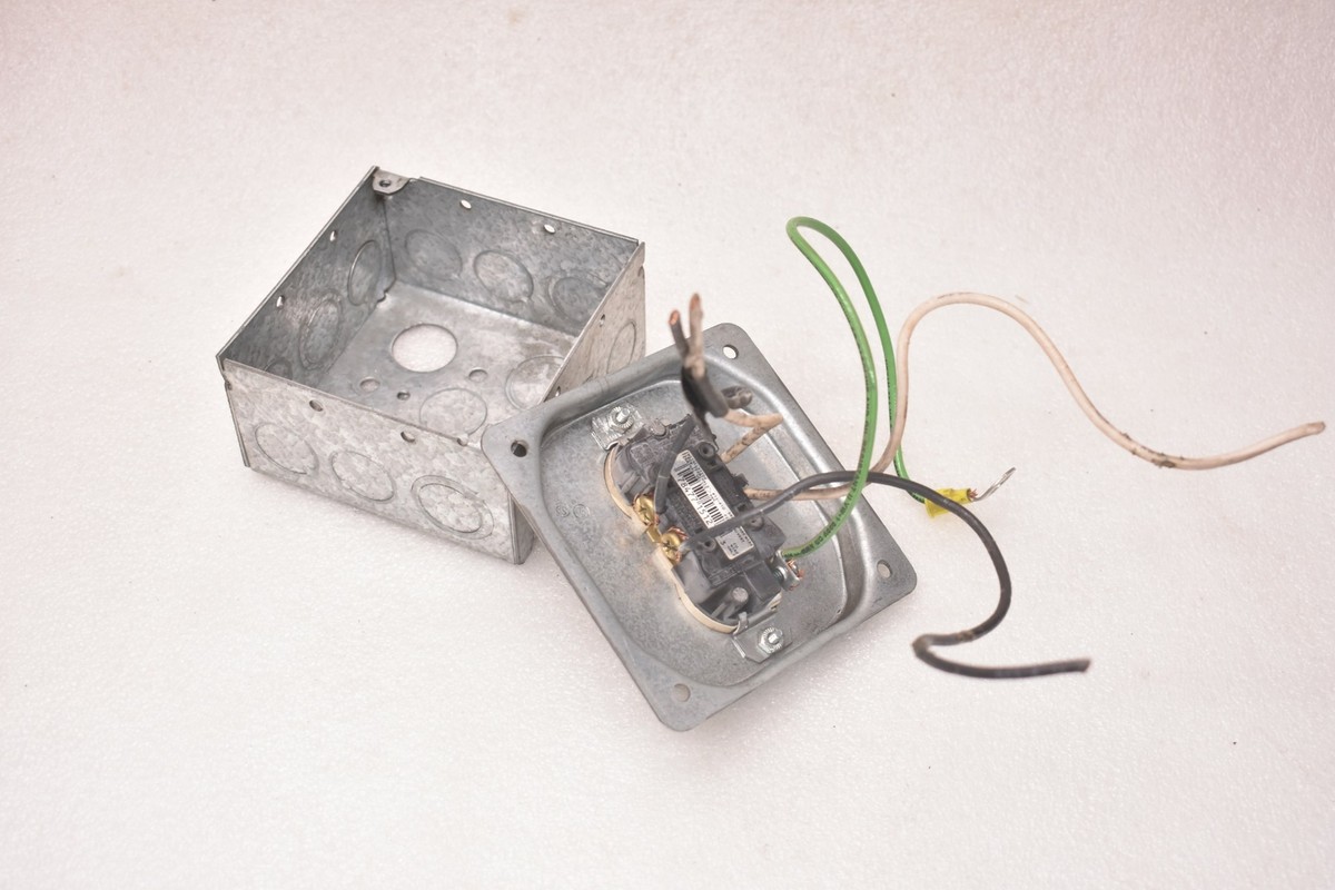 Hubbell Raco Outlet Box 4x4