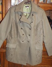 Coat Green Loaded With Lace Fancy Buttons & Style New By Venus Women's 16