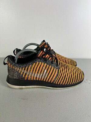 NIKE 'Roshe Two Flyknit'  Woman's US 8.5 UK 6 EUR 40 Runners Gym Shoes