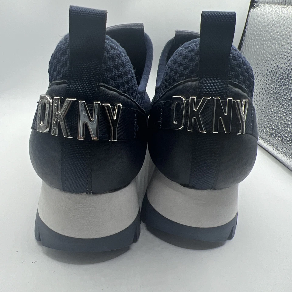 New DKNY Women’s Palma Slip On Wedge Knit Sneakers Shoes Stretch Size 5.5 Navy - Image 3 of 4