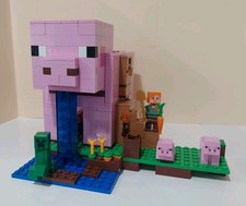 Lego: 21170 Minecraft: Pig House. Complete Set, No Box Or Instructions. 