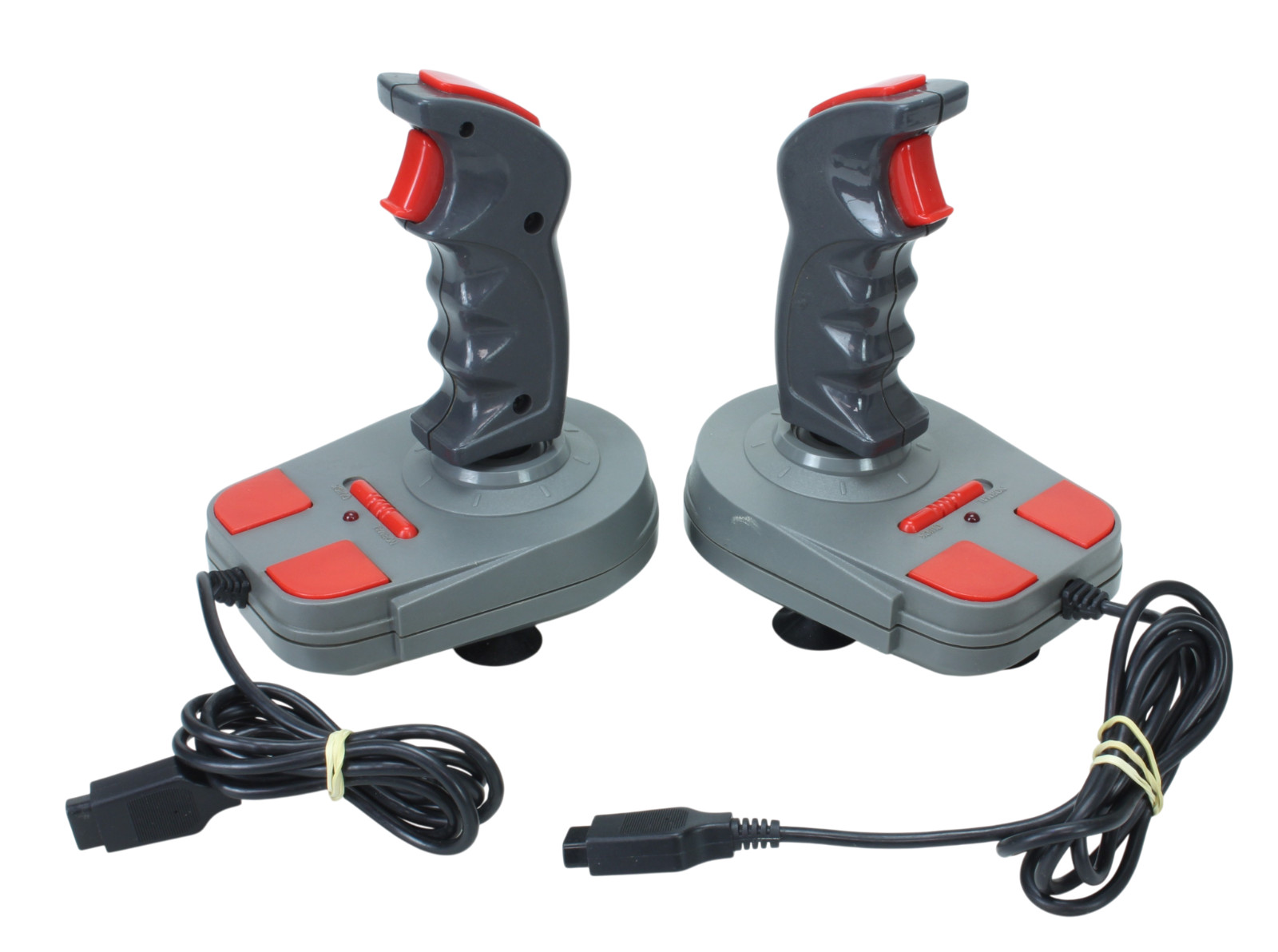 Lot 2 Joystick pour Commodore 64 Atari  Sega (Réf#J-884)